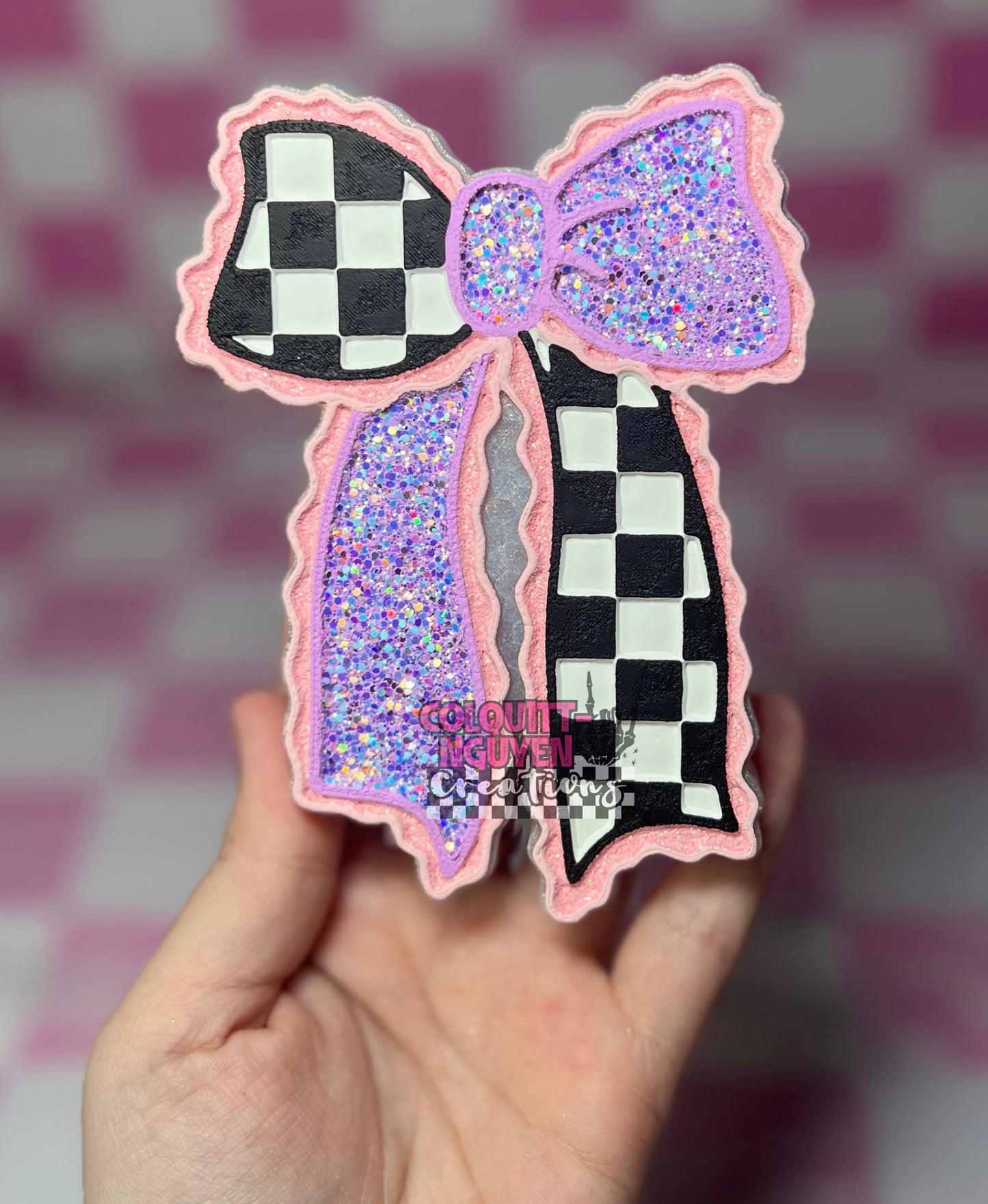 Checkered Scalloped Bow