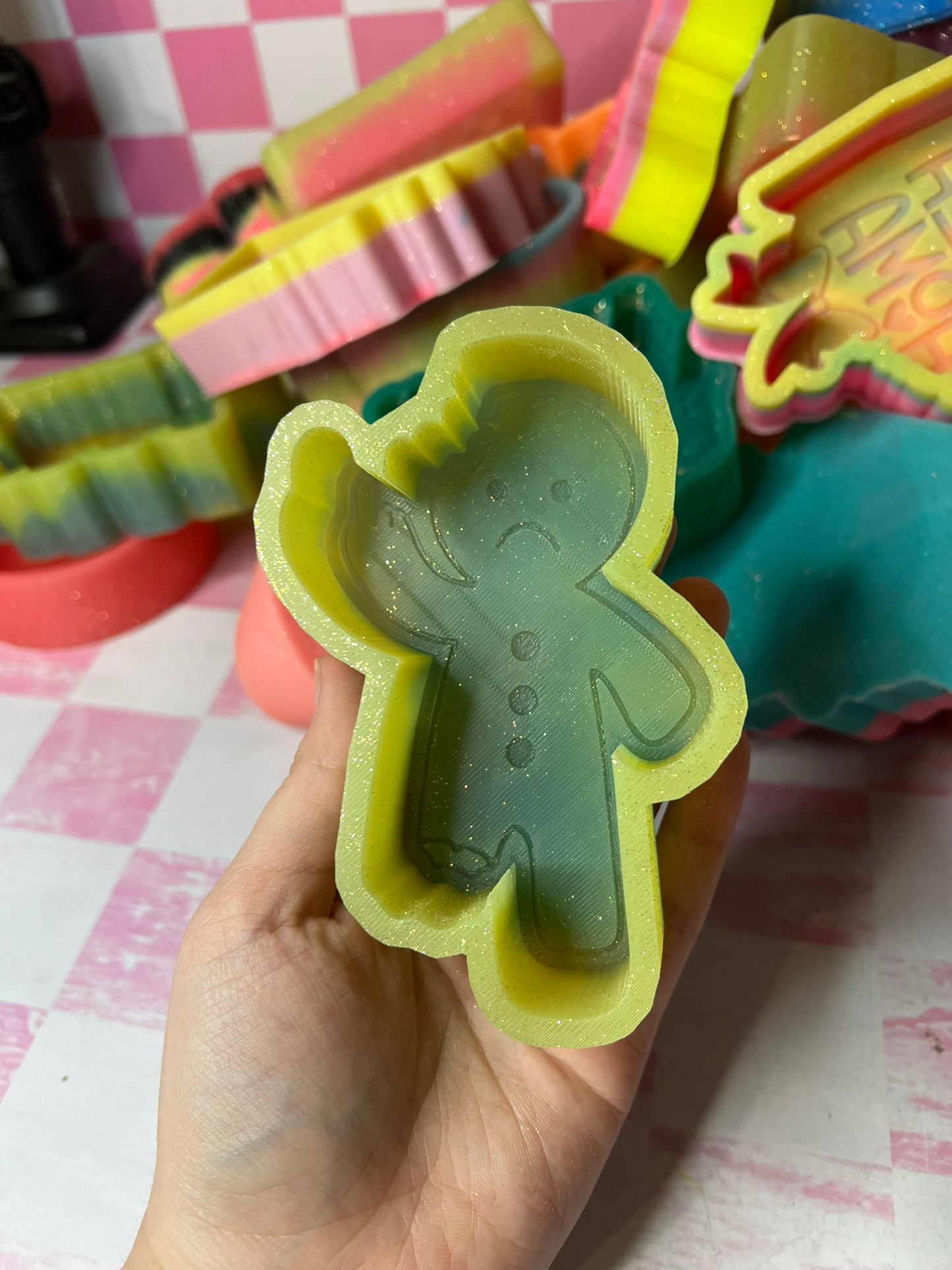 middle finger gingerbread - hey lo