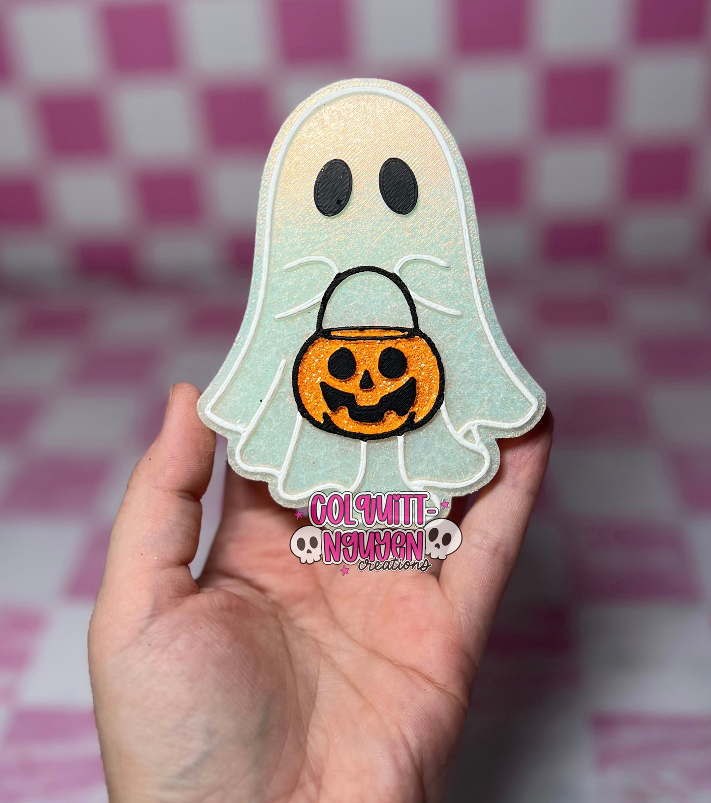 Ghost W Treat Bucket