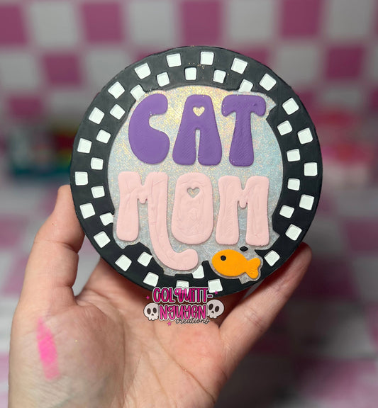 Cat Mom Checkered Round